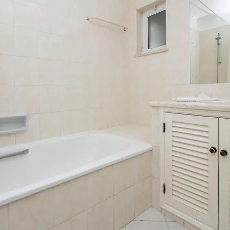 Estima Golf House - Luxurious & 6 Pools & Golf & Tennis Apartment Albufeira